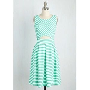 NWOT Modcloth Trixxi Cut-Out Picnic Dress